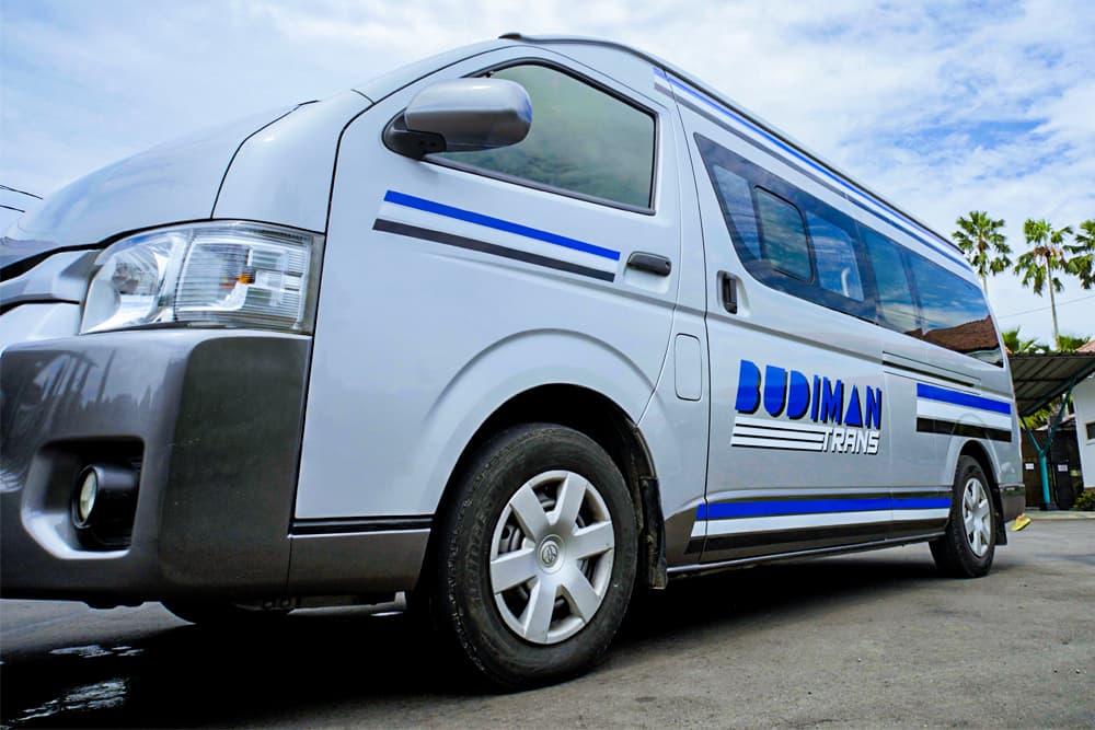 Armada travel Budiman Trans